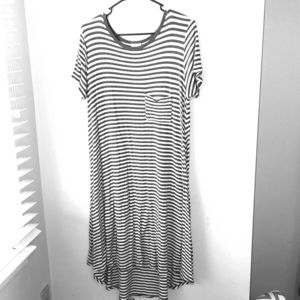 Lularoe Carly dress